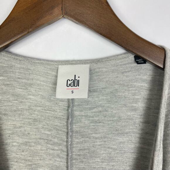 Cabi #3245 | Taylor Twist Heather Gray Long Sleeve Draped Front Knit Top - Picture 9 of 11